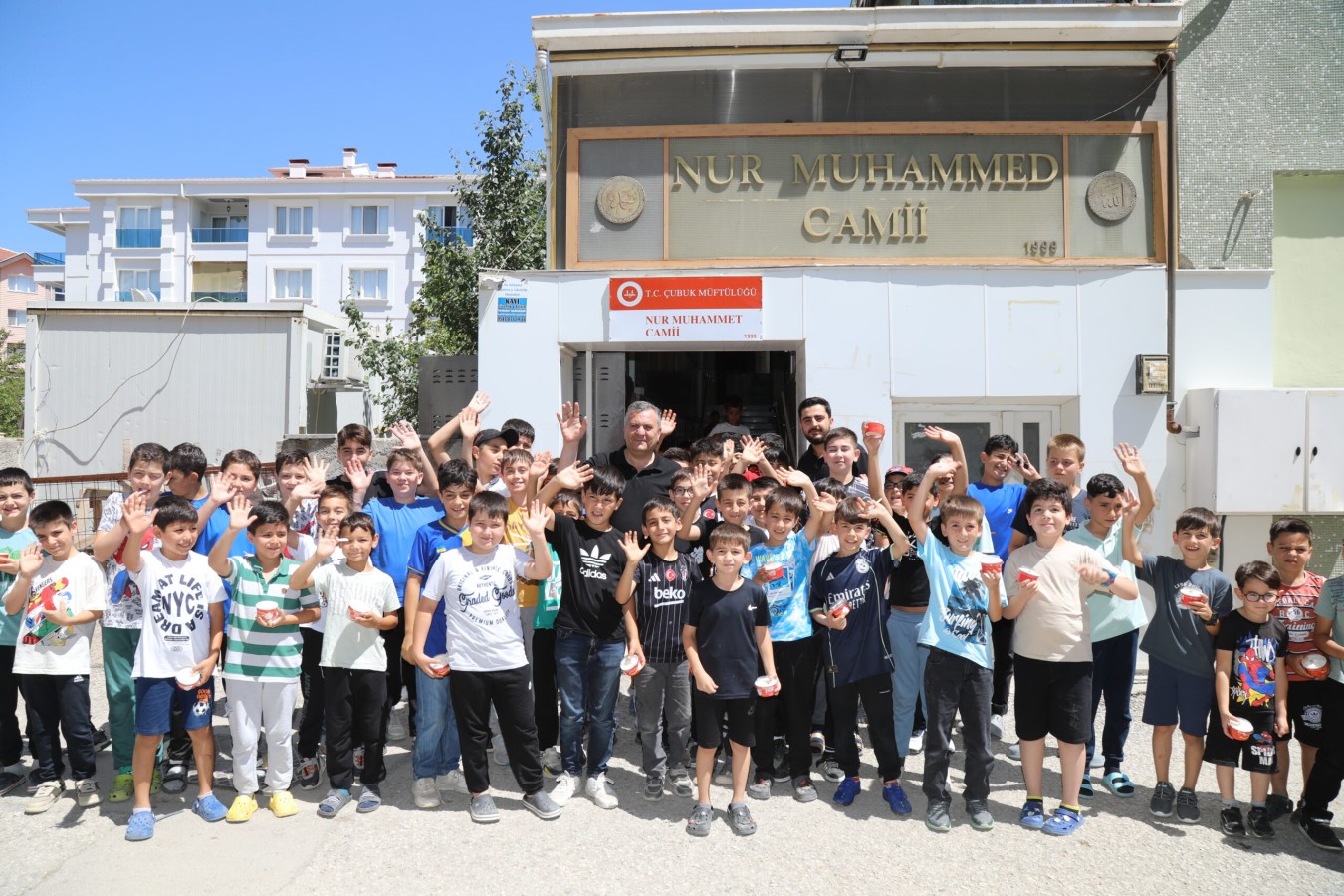 Başkan Demirbaş’tan Yaz Kur’an Kursu Öğrencilerine Serinleten Sürpriz