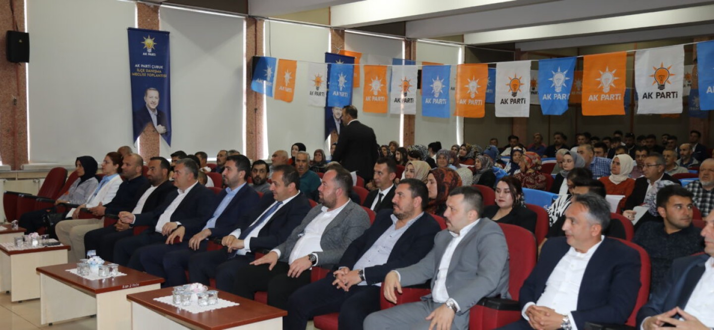 İlçemizde, AK Parti İlçe Danışma Meclisi Toplantısı gerçekleştirildi.
